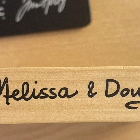 Melissa and Doug Pets Block Puzzle Makes 6 Puzzles with 16 Wooden Cubes and Tray - Picture 4 of 6